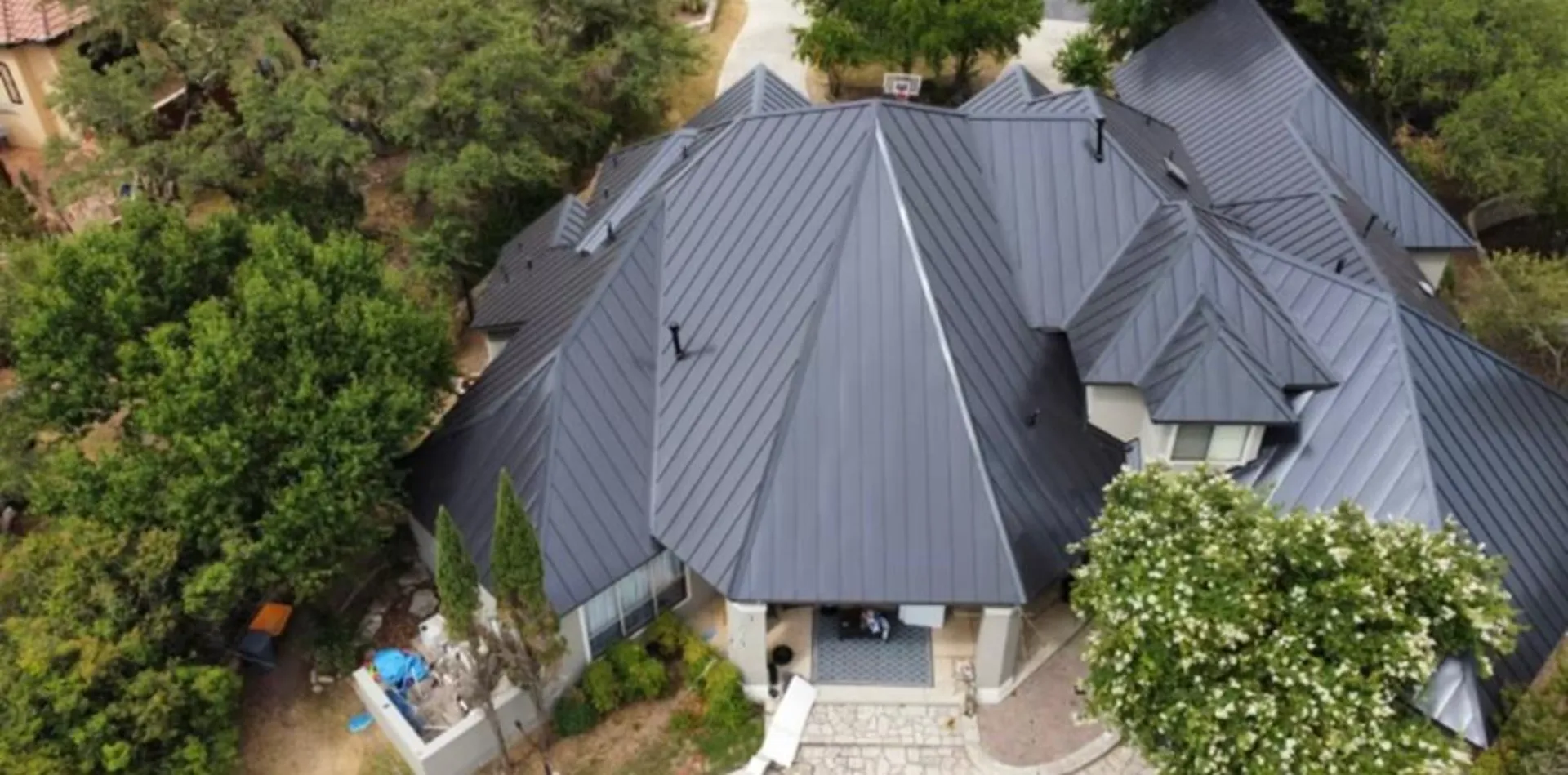 Metal Roof Repair in Oakton, VA